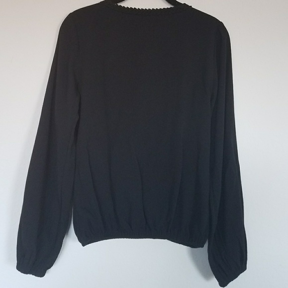 FOR LOVE & LEMONS Surplice Front Long Sleeve Top In Black XS. - Picture 2 of 6